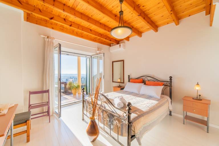 Holiday Home "Balis Panorama" with Sea View, Balcony, Garden & Wi-Fi — photo 5