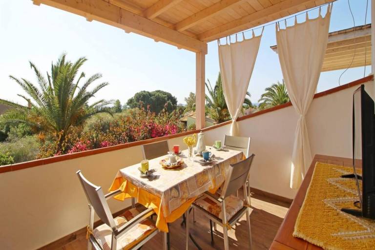Lovely apartment with garden & grill | Close to the beach | Dogs allowed in Muravera