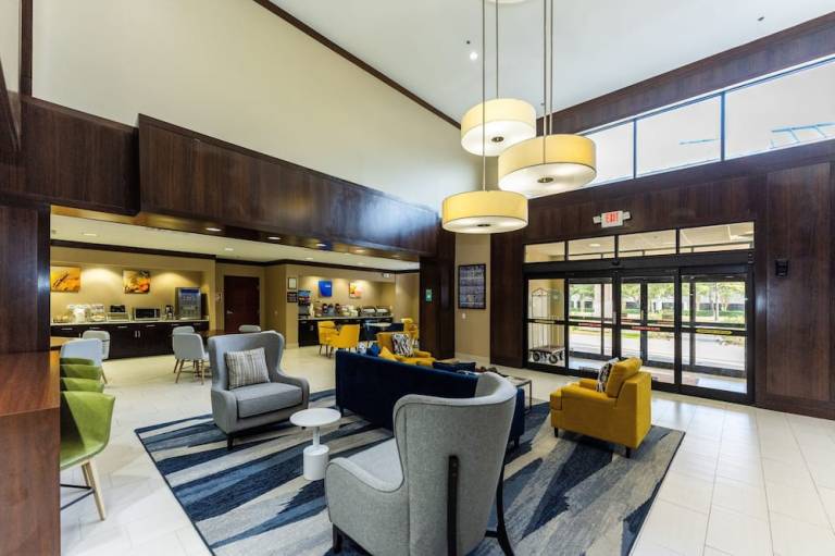 Comfort Suites Houston West at Clay Road