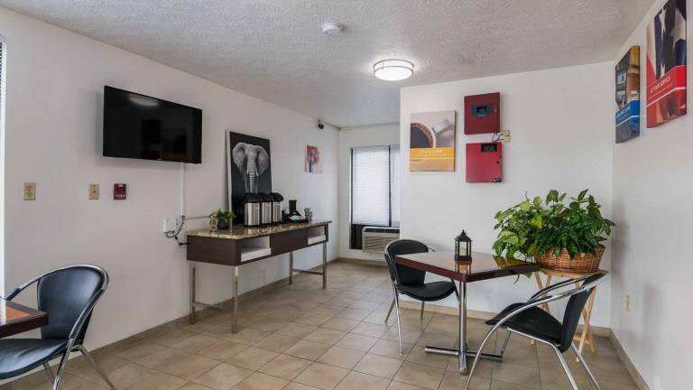 Motel 6 Attalla, AL — photo 4