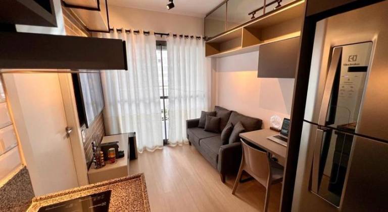 Serviced apartment with terrace, yard & hot tub | Suitable for remote work in Olímpia