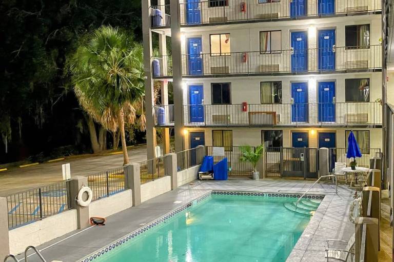 Loyalty Inn Tallahassee