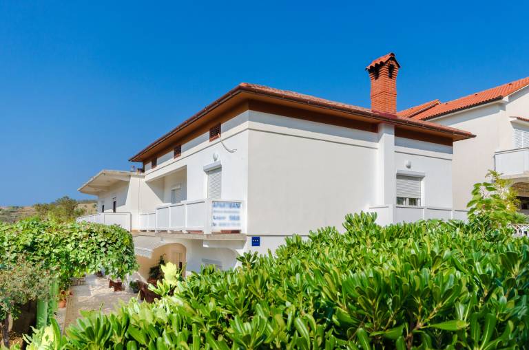 Ferienwohnung  Lopar