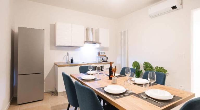 Holiday apartment | Near Two Towers — photo 2