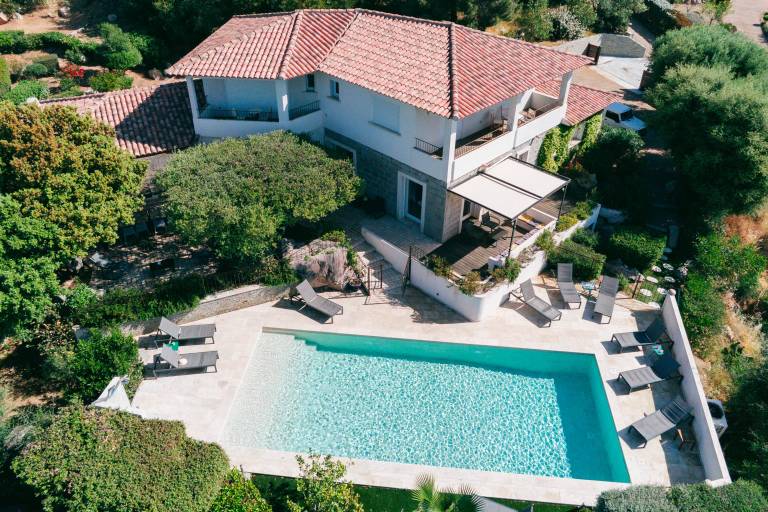 Villa with pool, terrace & barbecue | Mountain view in Zonza