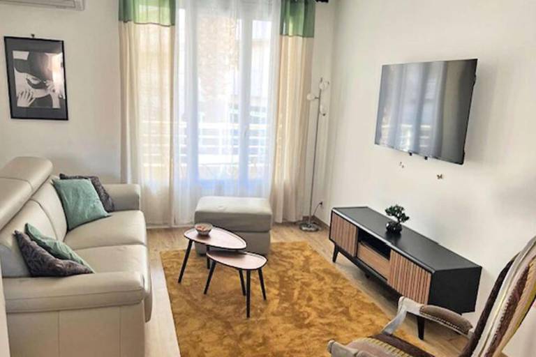 Holiday apartment with terrace — photo 5