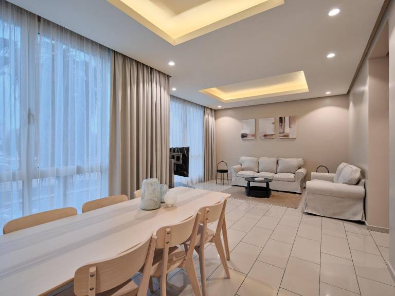 130 m&sup2; Ferienwohnung