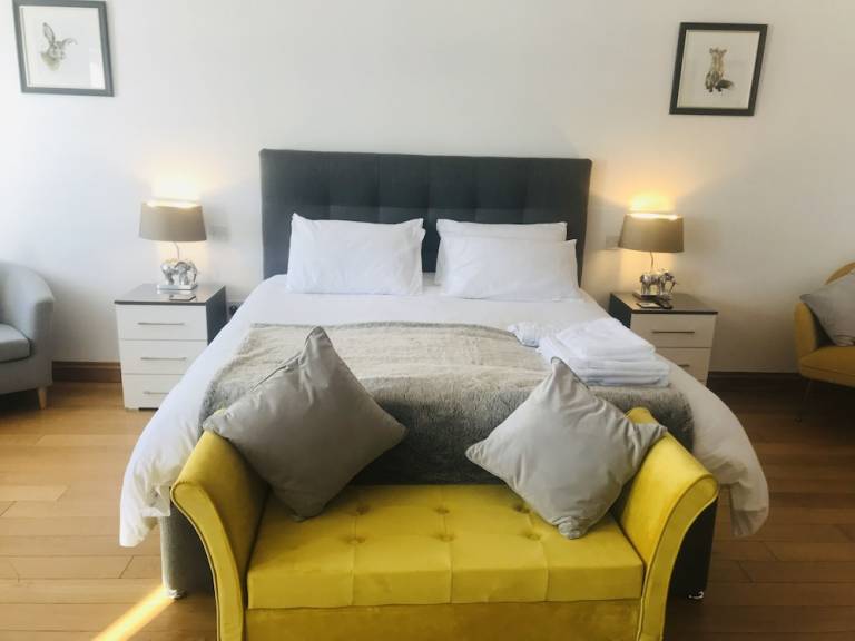 Bed and breakfast  Denby Village