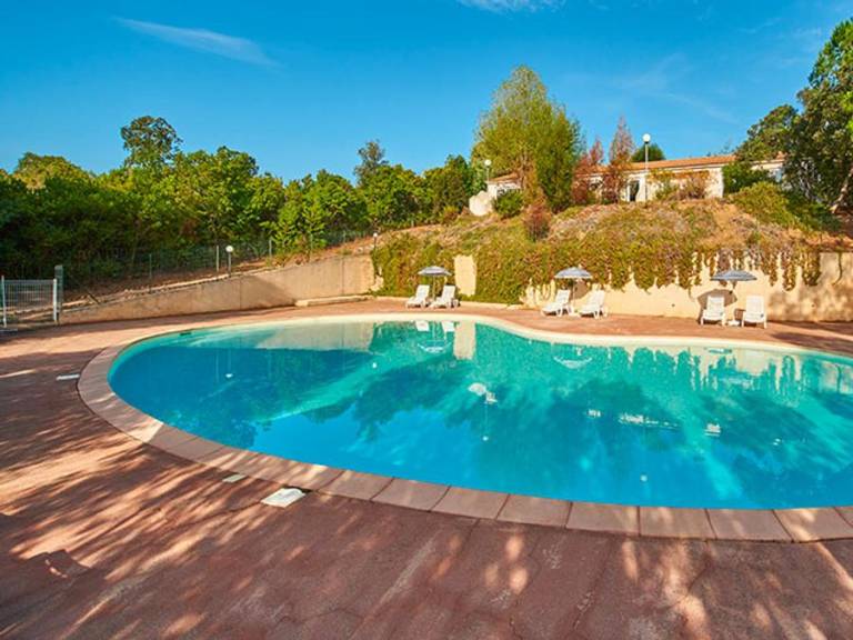 House with terrace & pool — photo 2