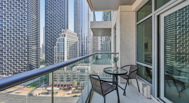 Ultra Modern Downtown Residence Steps Away from Burj Khalifa and Dubai Mall — photo 5