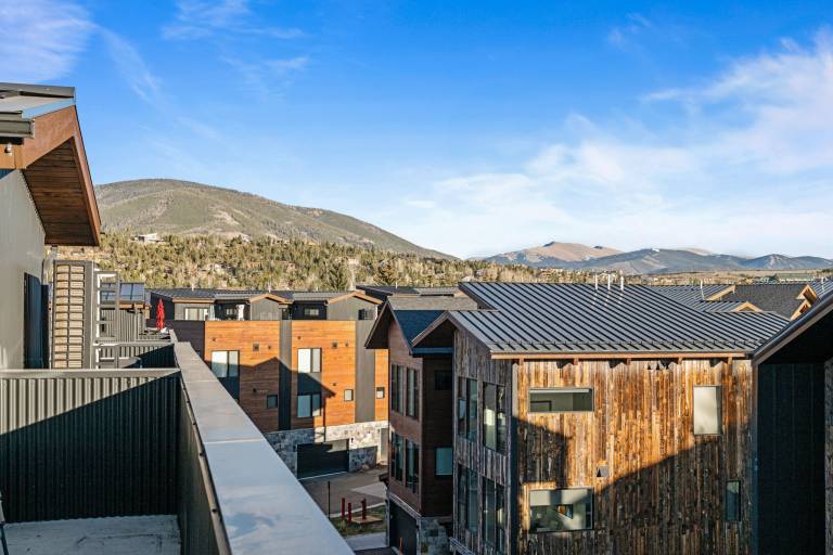 New Listing! Rooftop Haven Hot Tub, BBQ & Views of Buffalo Mountain — photo 5