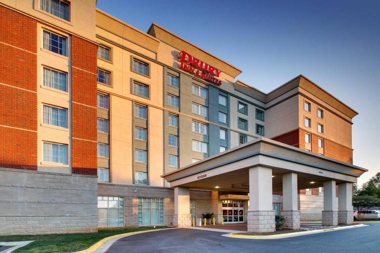 Drury Inn & Suites Charlotte Northlake in Charlotte, NC