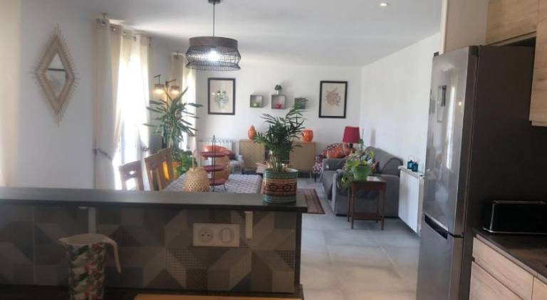 Fully equipped holiday apartment with patio, garden & barbecue | Beach nearby | Pets are welcome — photo 3