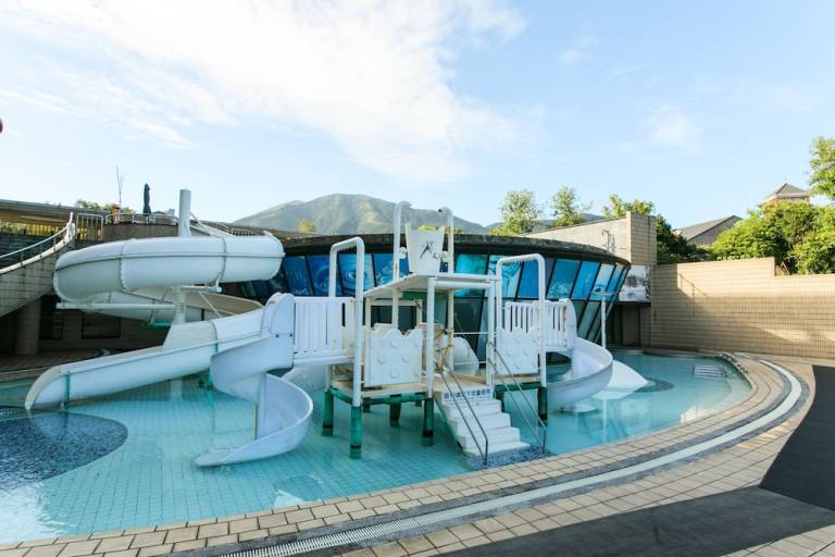 Resort  重和里
