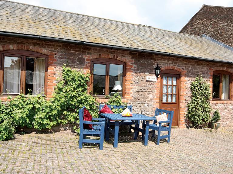 Cottage  Hentland