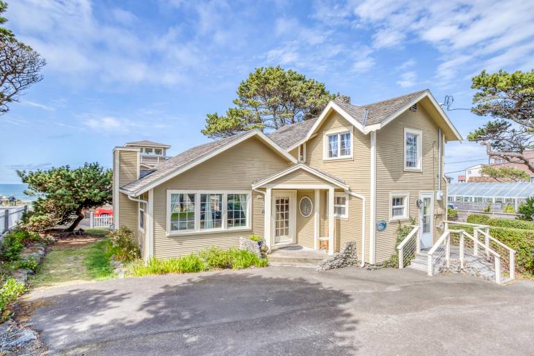 House  Lincoln City