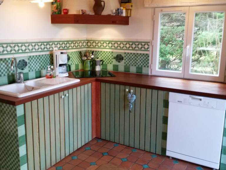 Fully equipped vacation home with patio | Close to the beach | Pets are welcome — photo 5