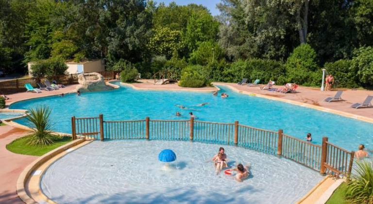 Camping du Pont d'Avignon — photo 2