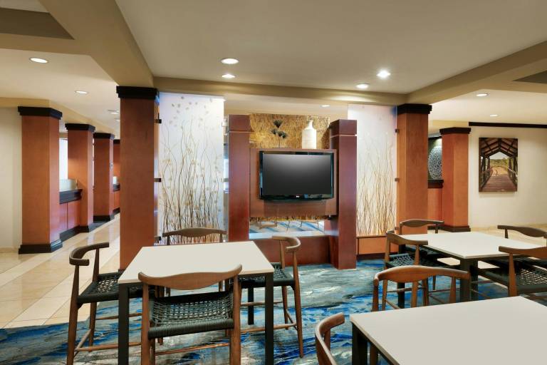 Fairfield by Marriott Inn & Suites Tallahassee Central — photo 4