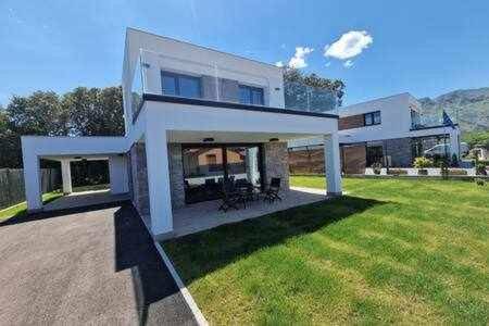 Chalet Llanes