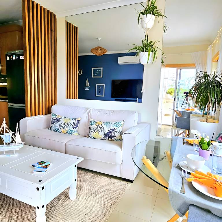 Apartment 'T1 Albufeira Tranquilidade' with Shared Pool, Wi-Fi and Air Conditioning — photo 2