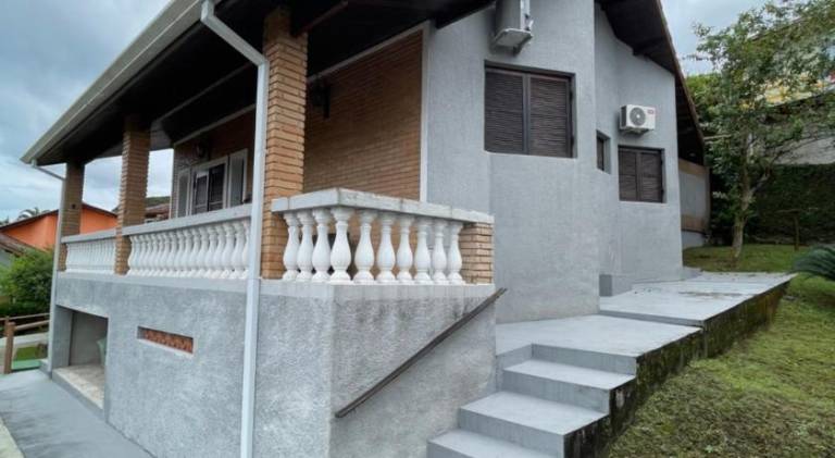 Vacation home with 2 rooms for 6 persons in Ubatuba
