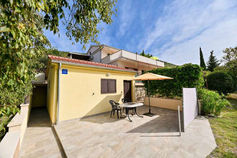 Studio asunto Starigrad