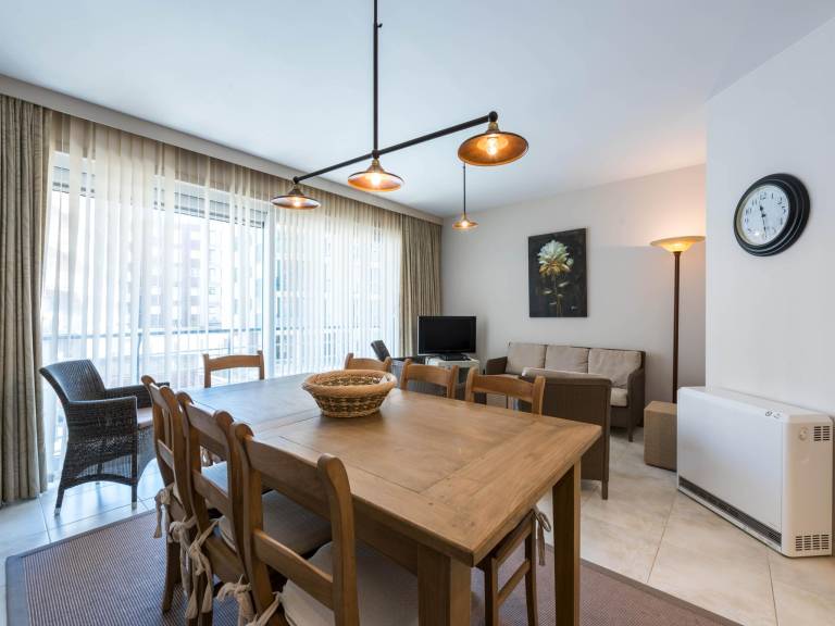 Apartment with 2 rooms for 5 persons — photo 4