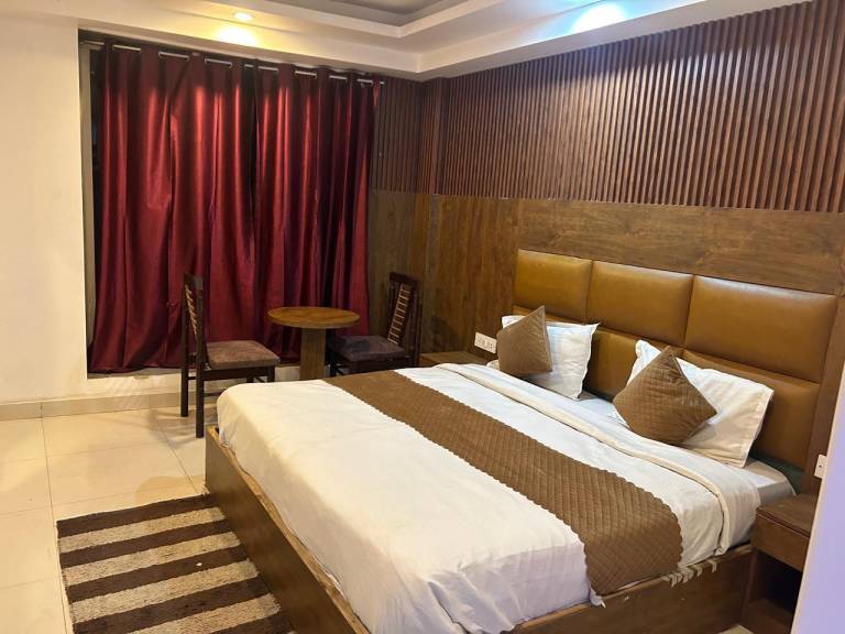 Hotel Yatri Niwas in New Delhi