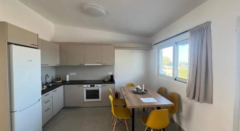Beautiful house with BBQ & patio | Close to the beach | Dogs allowed — photo 4