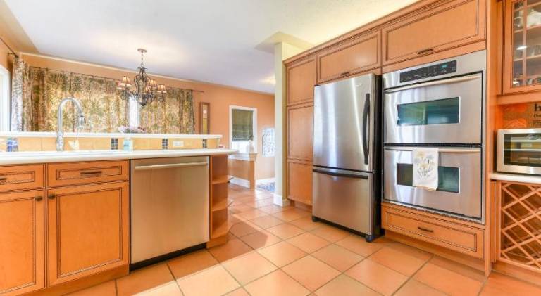House with 5 rooms for 14 persons — photo 4