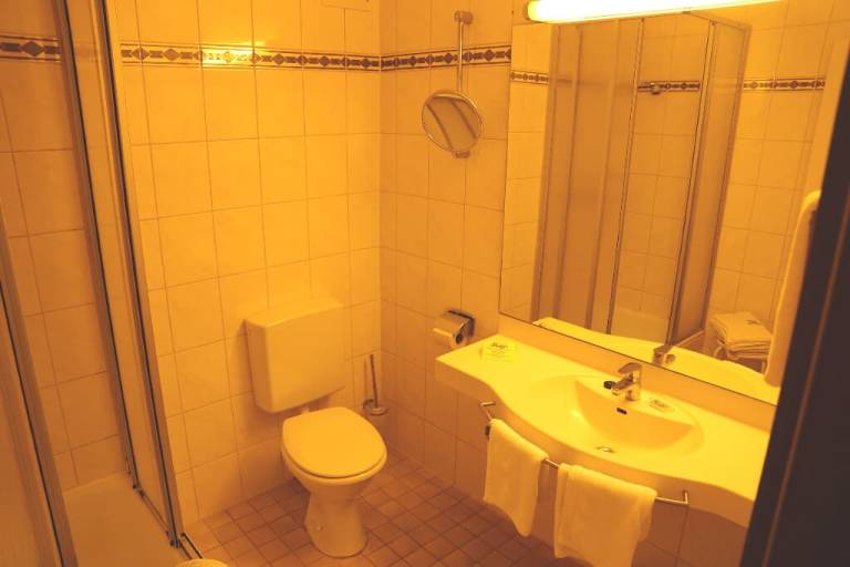Doppelzimmer Dusche WC