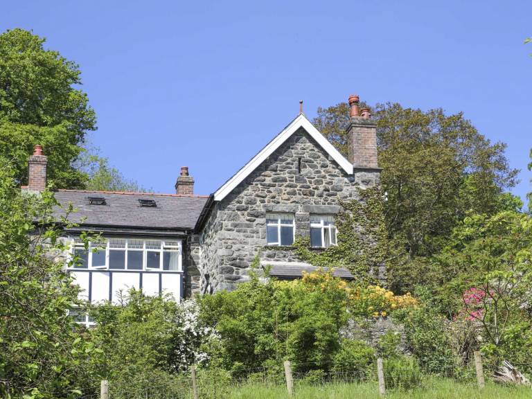 Cottage Llanbedr-y-cennin