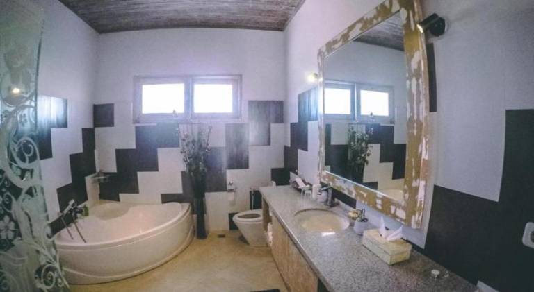 Villa with 2 rooms for 4 persons — photo 2