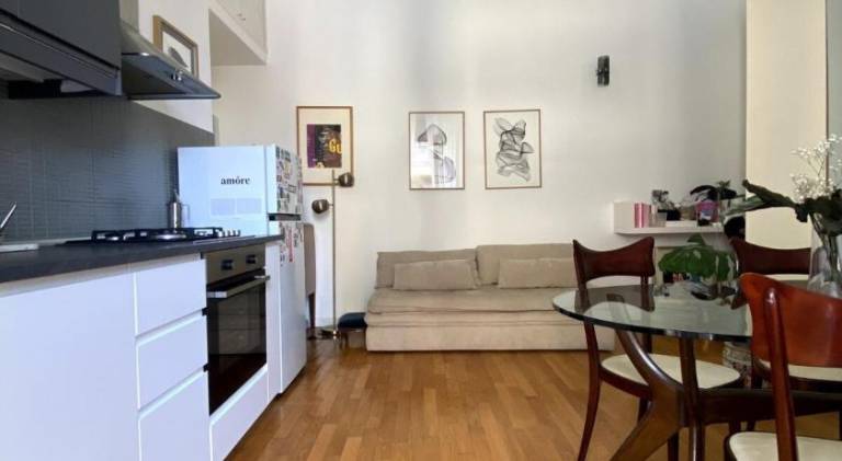 Rental apartment with 1 room for 4 persons in Segrate