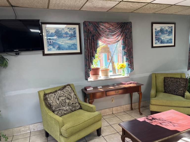 Quality Quarters Inn By Richmond KY I-75 — photo 3