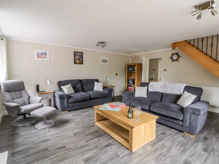 Child-friendly cottage with yard | Dogs allowed — photo 4