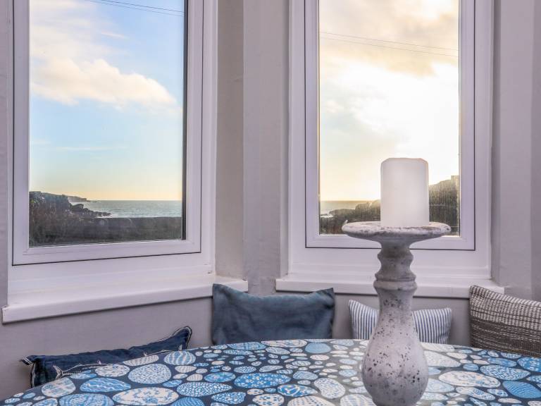 Cottage with garden | Beach view — photo 4