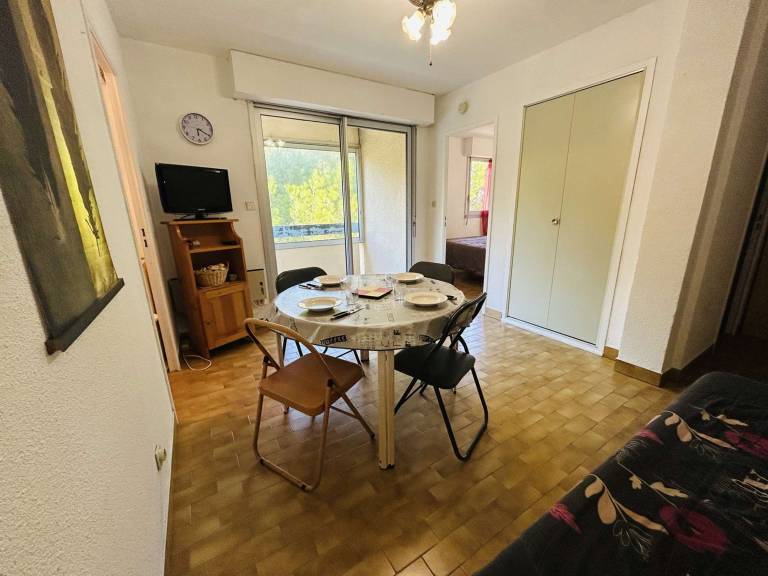 Apartment | Beach nearby | Pets are welcome — photo 2