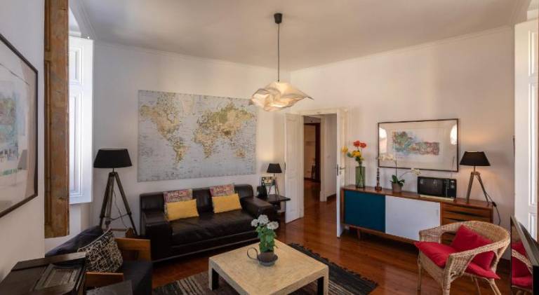 Fully equipped charming apartment | Suitable for remote work | Pets allowed in Lisbon