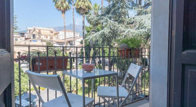Rental apartment with 1 room for 2 persons in Giarre