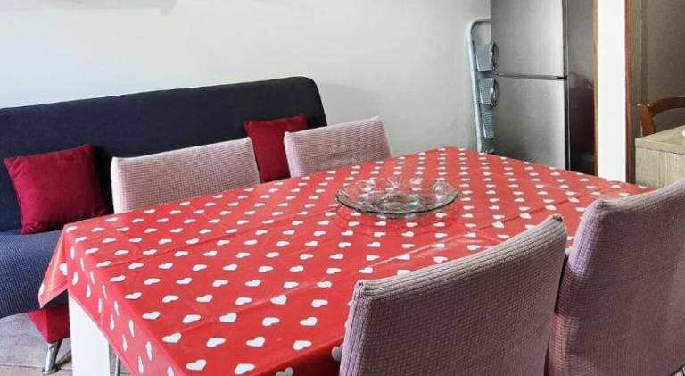Rental apartment with 1 room for 3 persons in Modena
