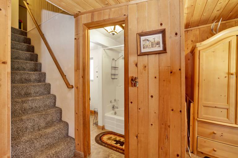 Cabin | Lake view — photo 4