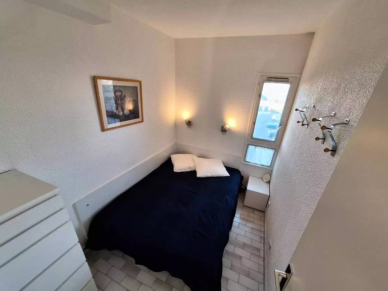 Apartment with terrace — photo 5