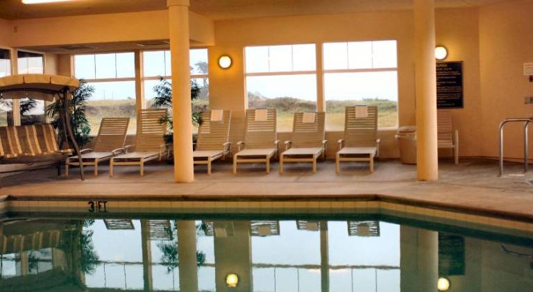 Oceanfront Lodge — photo 5