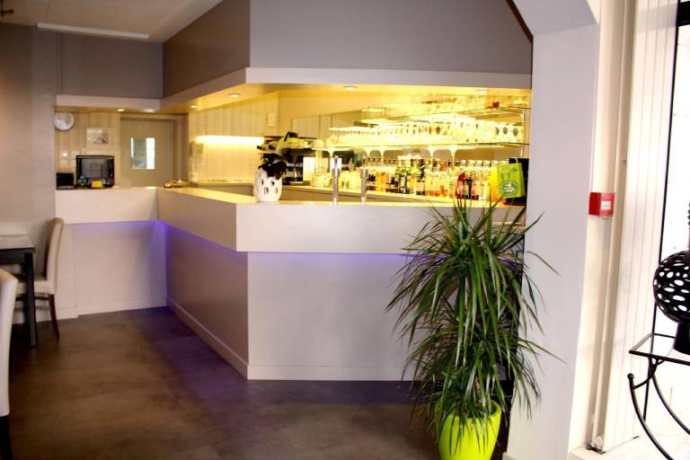 Logis Hotel Le Pelican & son restaurant — photo 3