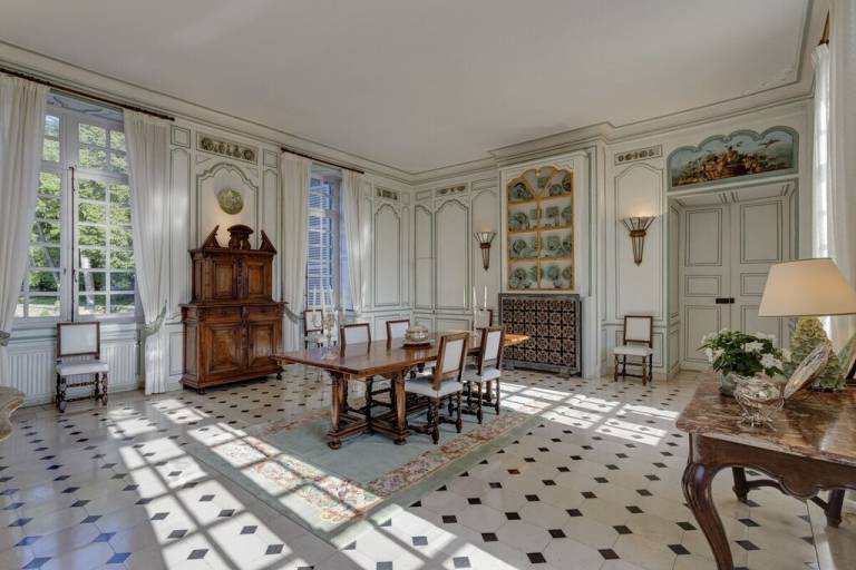 Castle  Fontenay-sur-Mer