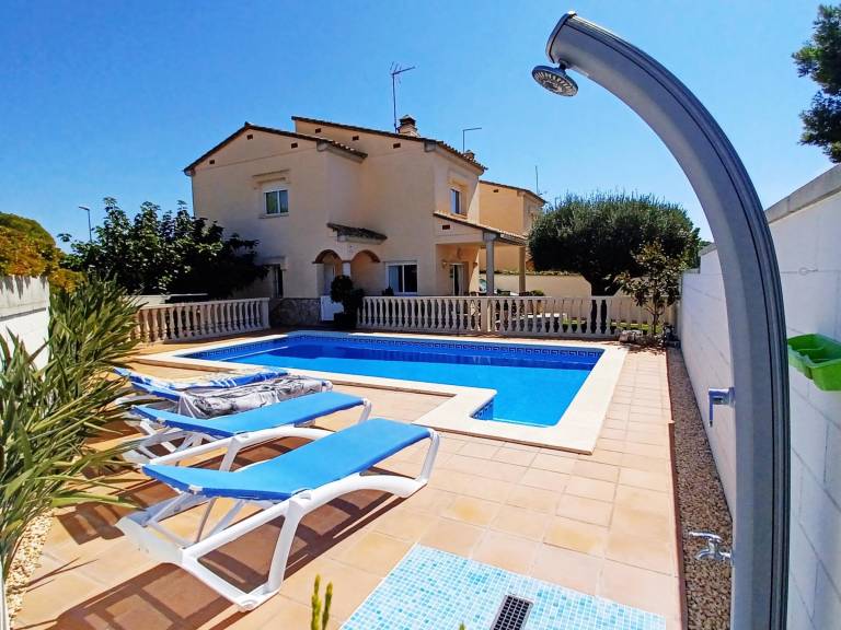 Villa Sant Martí d'Empúries