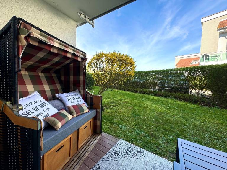 Family-friendly rental apartment with terrace | Next to the beach | Pet-friendly — photo 2
