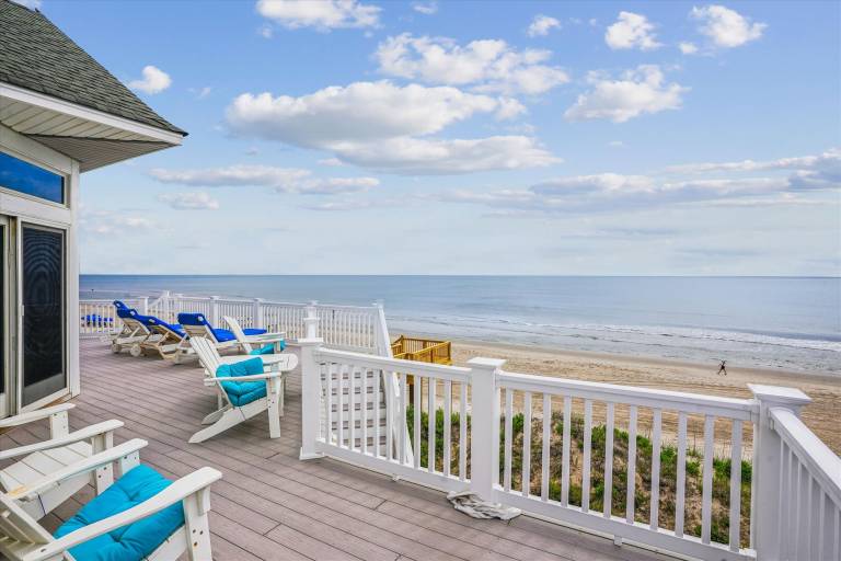 Oceanfront: Private pool open and can be heated through 11/14 week! — photo 3
